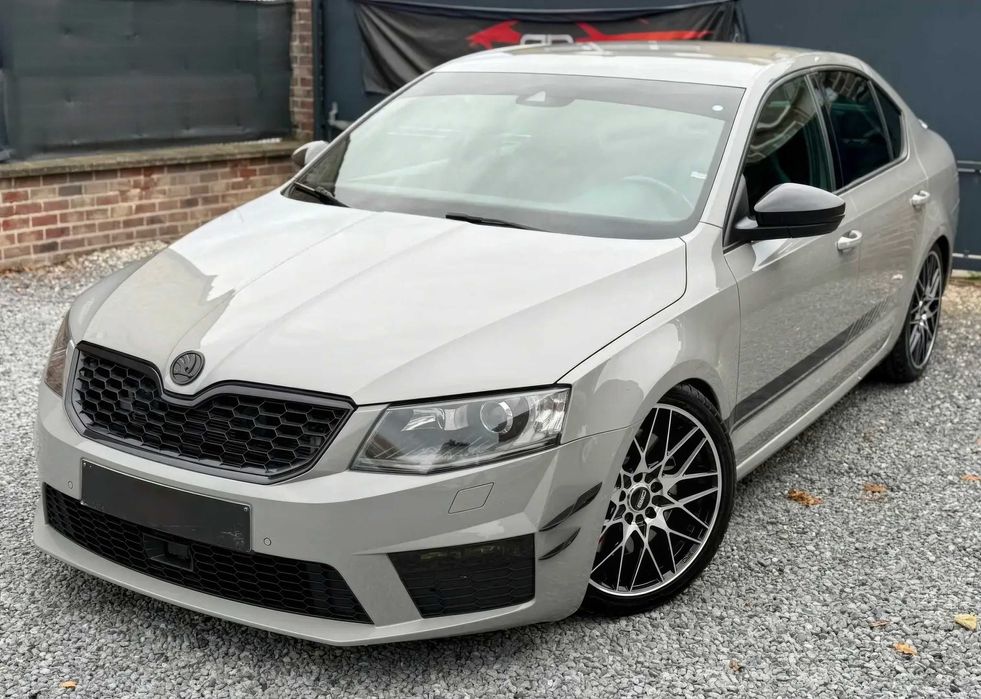 Skoda Octavia RS      2016