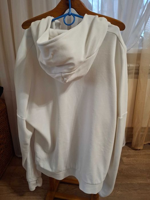 Кофта адідас біла