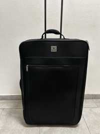 Продам фірмовий чемодан Saxoline