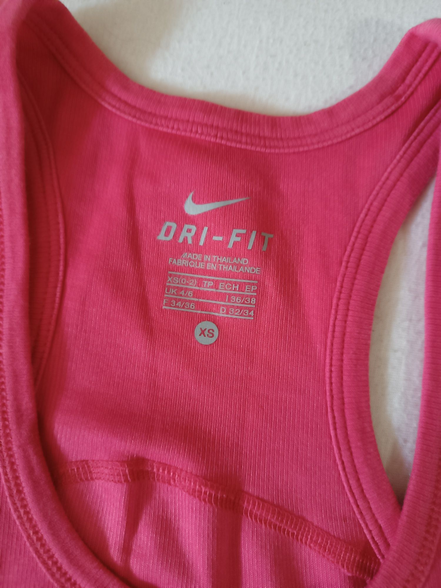 Dwie koszulki Nike i Reebok rozm.S