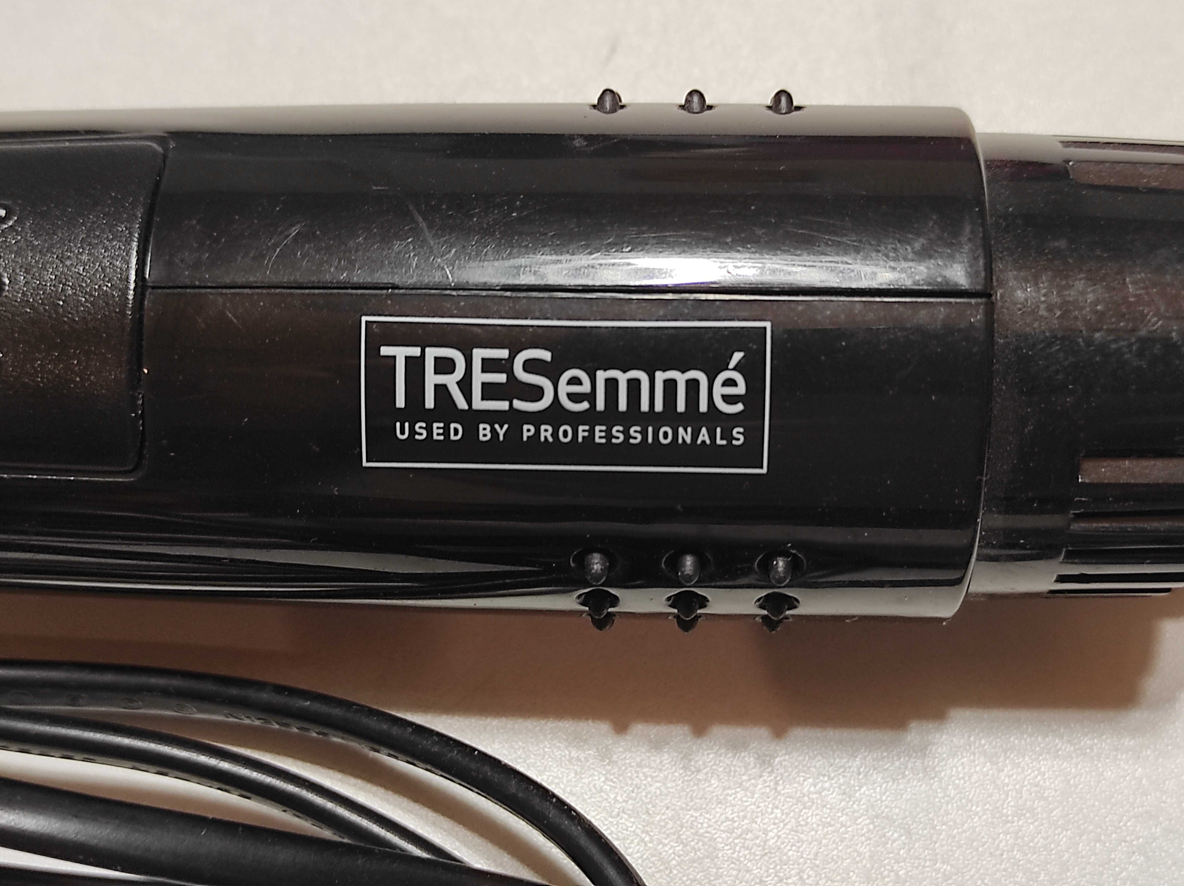 Фен-щітка сушіння моделювання TRESemme used by professionals 5265 TU