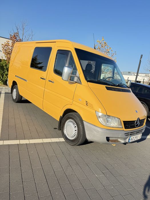 Mercedes-Benz Sprinter 2005 рік