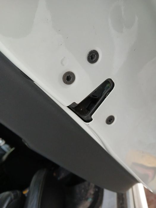 Fechadura / fecho porta trás direito VOLVO XC60 I (156)