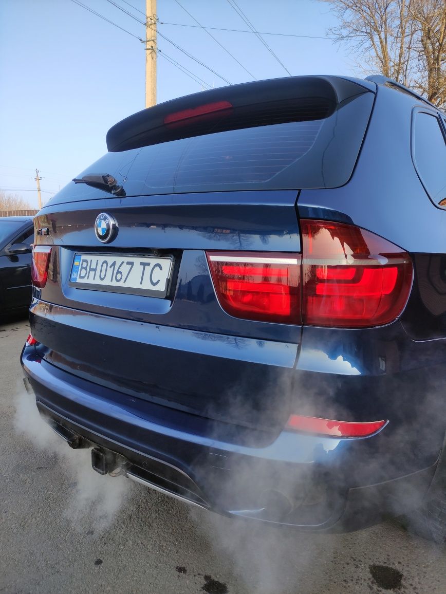 Продам BMW X5 E70