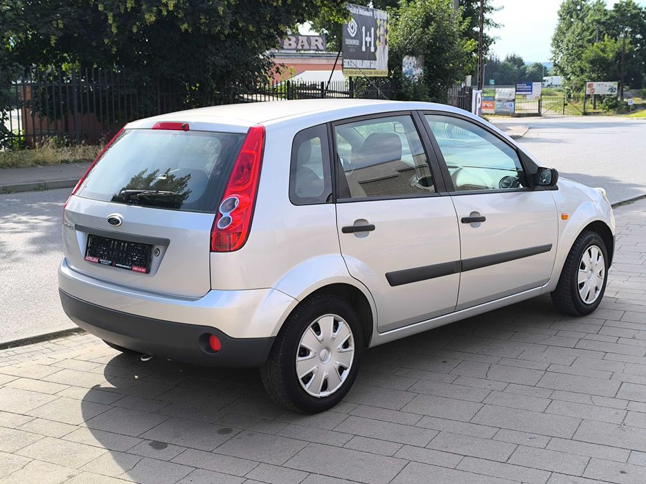 Fiesta 1.3 120tys km Klima Serwis 1 właściciel
