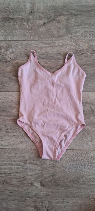 Розовый купальник для танцев на 2-4 года