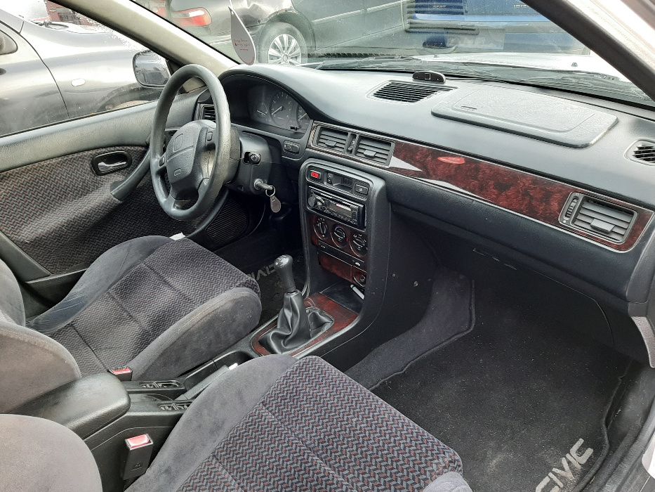 Honda Civic 5D,kombi Aerodeck 1.5i . Kokpit,deska