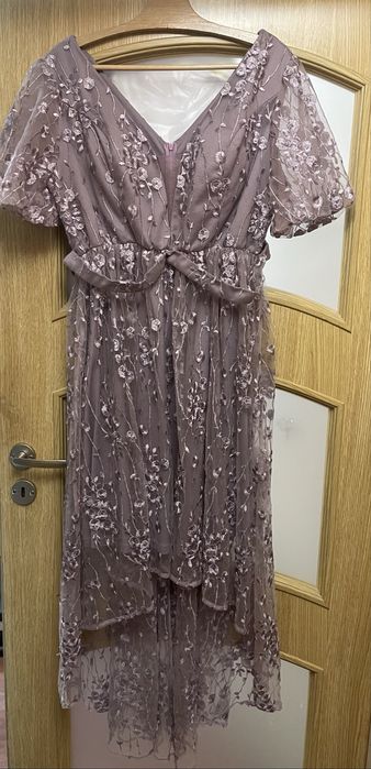 Sukienka xxl różowa dlugi tył