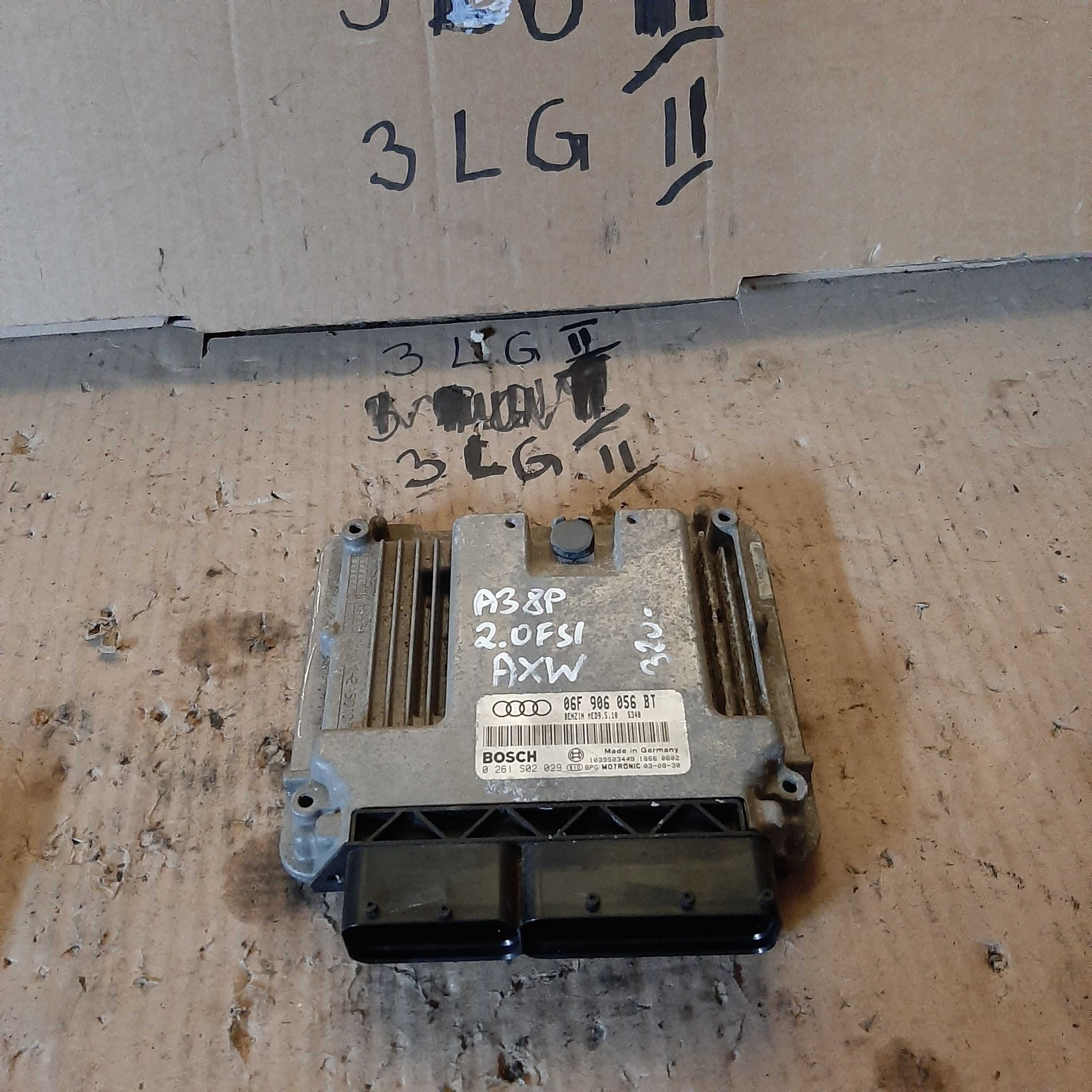 Komputer sterownik silnika audi a3 8P 2004r 2.0FSI benzyna AXW