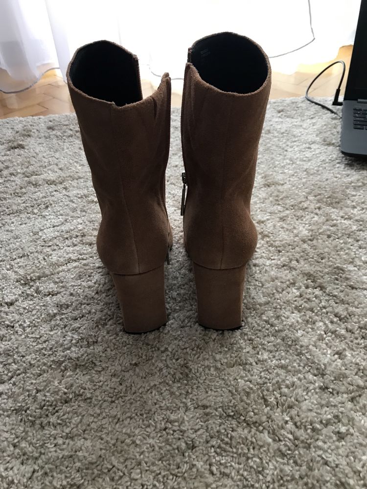 Чоботи ботильйони River Island