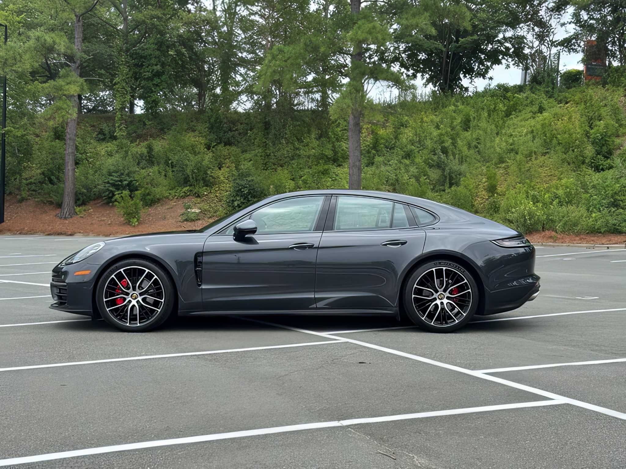 2021 Porsche Panamera