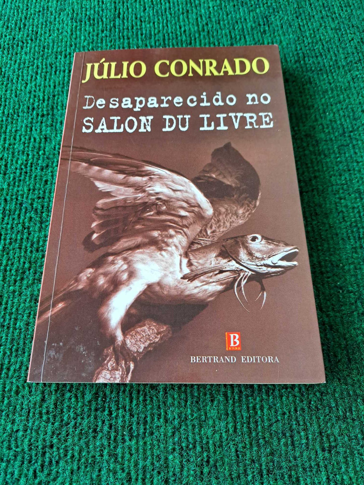 Desaparecido no Salon du Livre - Júlio Conrado