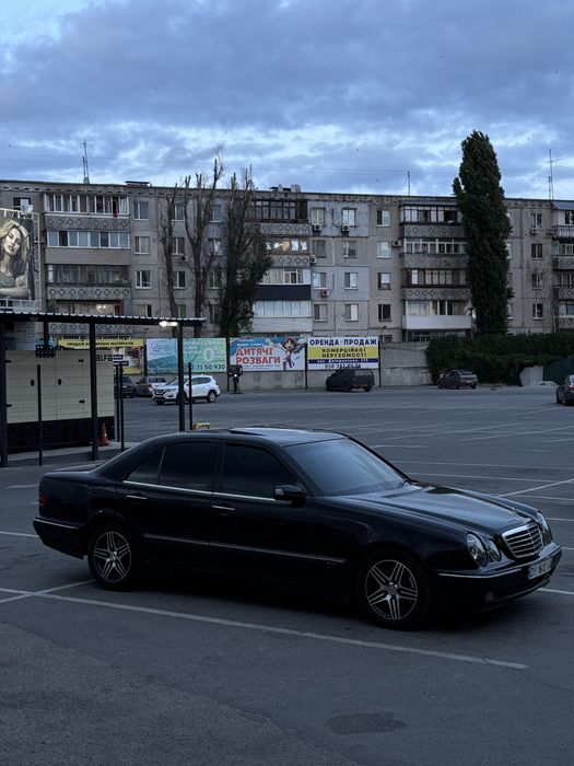 Продам Mercedes w210 e320 2000 рейстайлинг