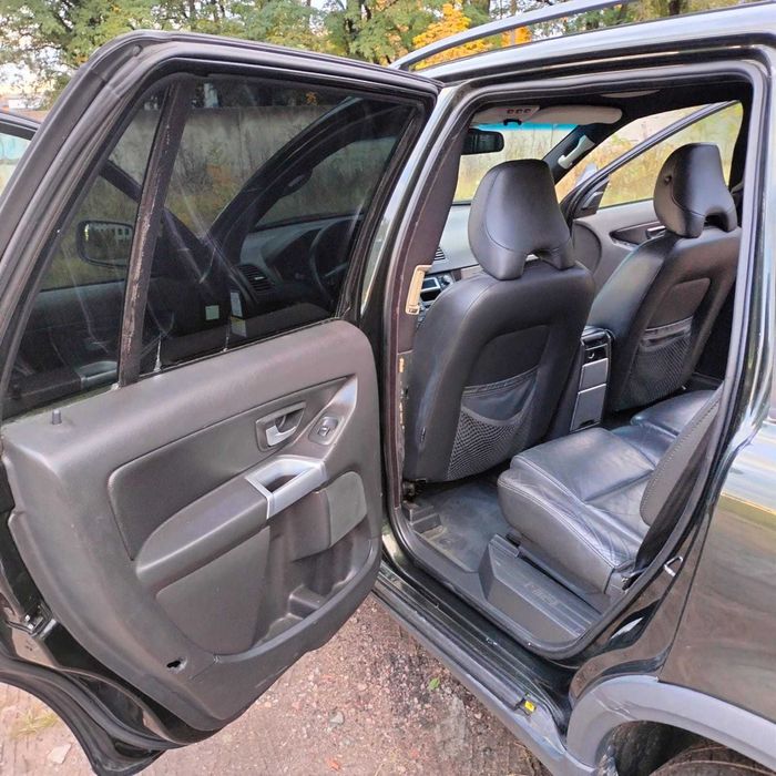 Volvo XC90 Executive 2.4 дизель для ЗСУ