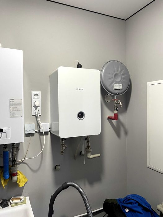 Б/В Електричний котел Bosch Tronic Heat 3500 15 ErP
