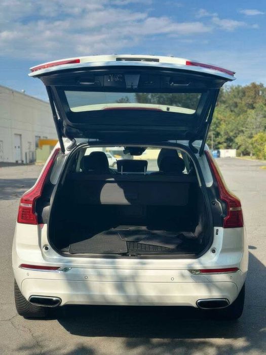 Volvo XC60 T6 Inscription      2019