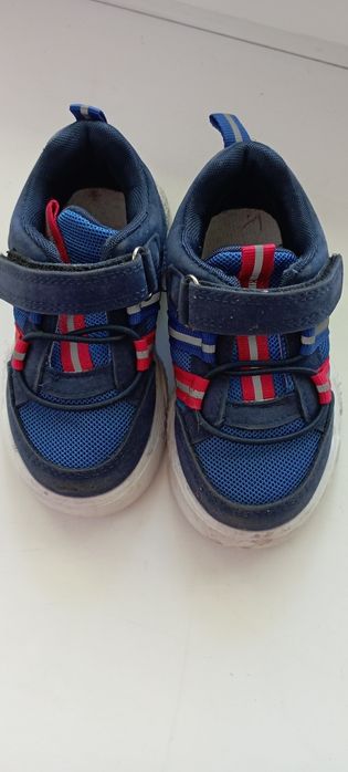Кроссовки на мальчика