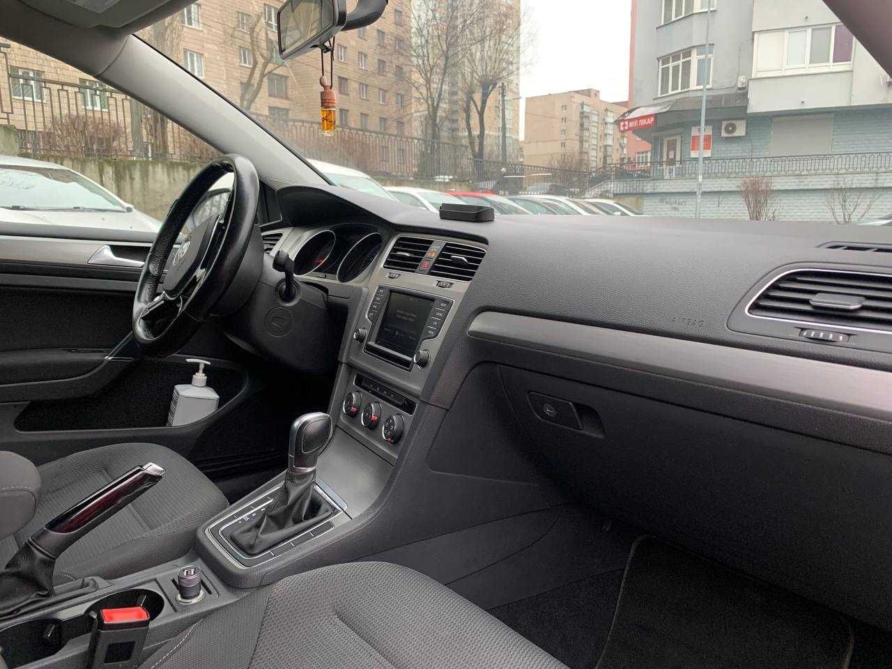 Продам Volkswagen Golf VII Variant 2015 року випуску