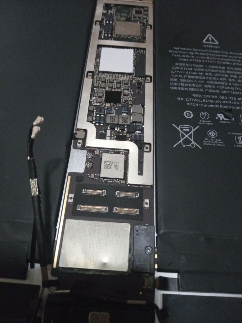 Apple iPad Pro A1709 без lcd