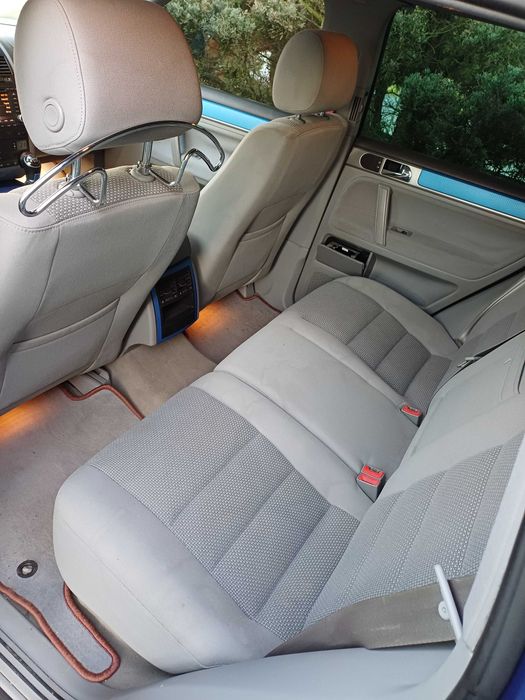 Volkswagen Touareg 2,5 TDI manual, pneumatyka, hak 3,5 tony