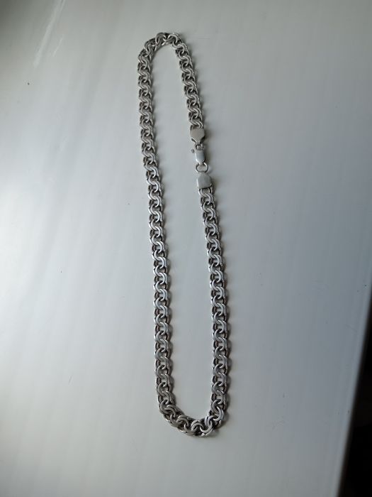 Срібний ланцюжок.