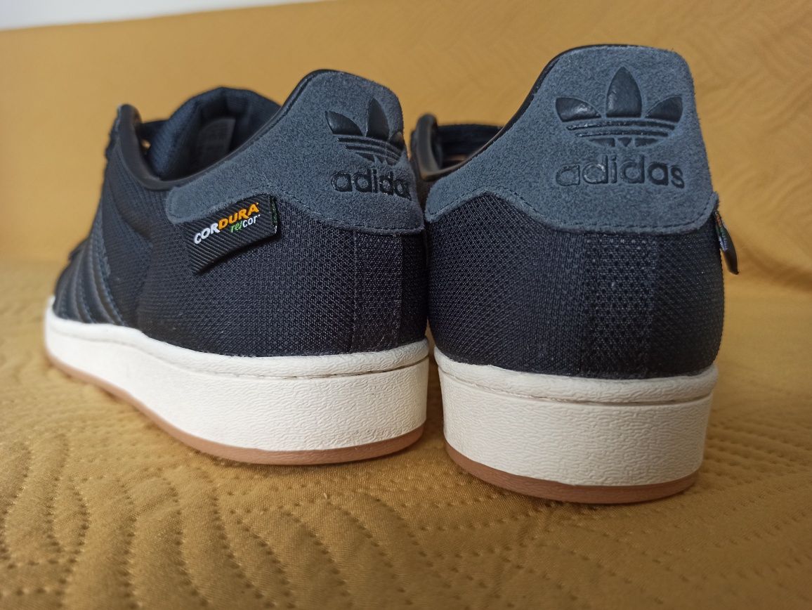 Adidas Superstar Gore-Tex 42 2/3 idealny stan