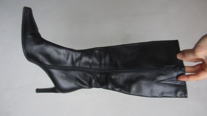 Сапоги женские кожа на каблуке размер 38 в хорошем состоянии