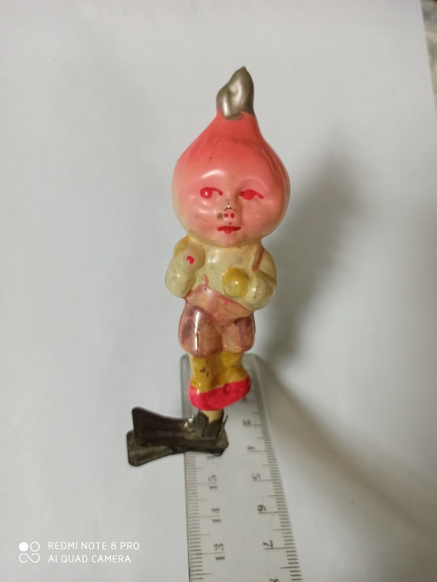 Новорічна радянська ялинкова іграшка чипаліно на прищепці