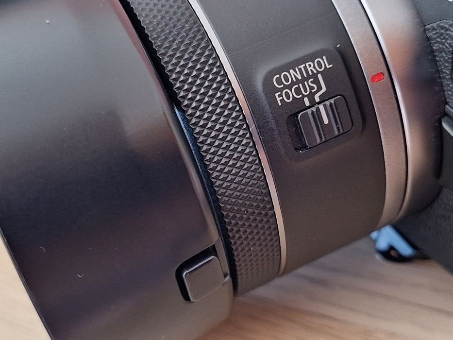 Canon RF 50 f1.8