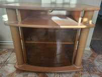 Stolik pod telewizor