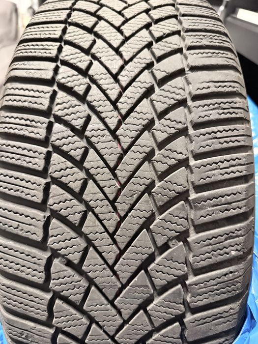 Opony Bridgestone Blizak 95V 215/50 R17 - komplet 4 opon