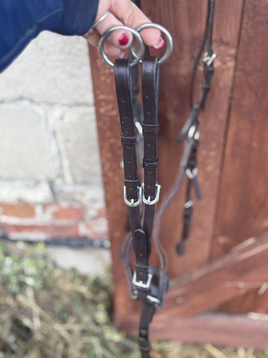 Brazowy napiersnik jh z wytokiem dyon