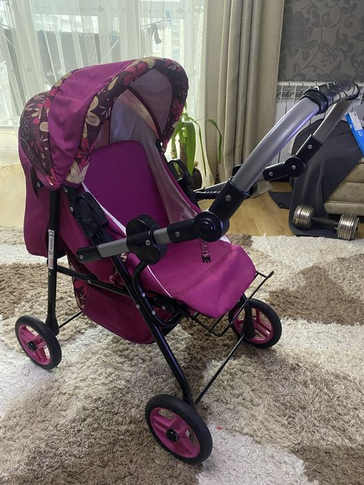 Коляска для кукол