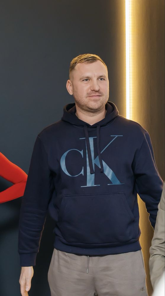Calvin Klein Monogram Logo Fleece Hoodie худи кофта світшот худі М і L