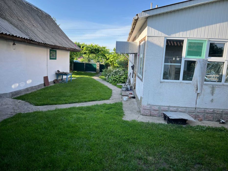 Продається будинок в селі Буки, Білоцерківського району.