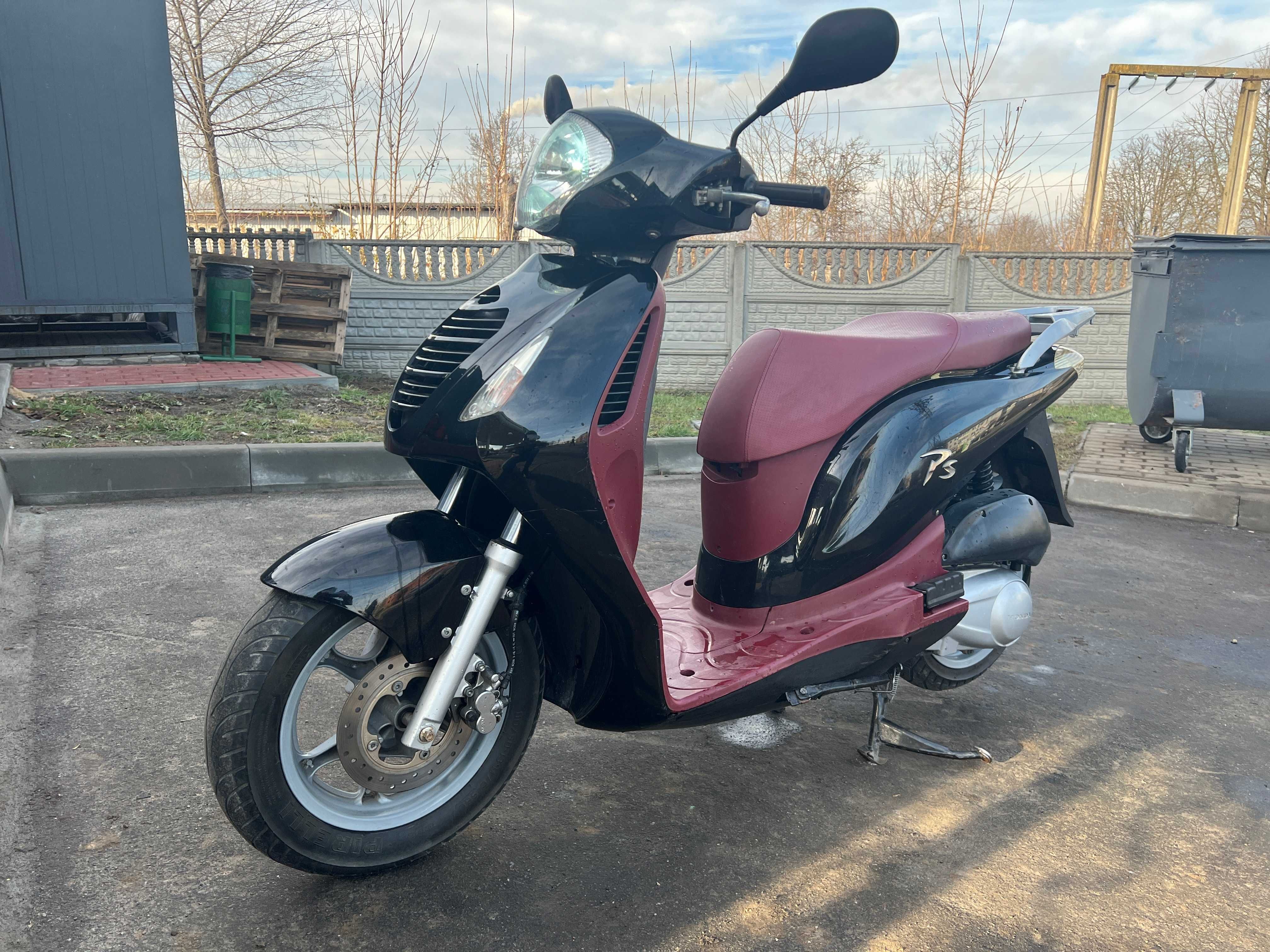 Скутер honda sh125I мопед Honda ps 125і Хонда