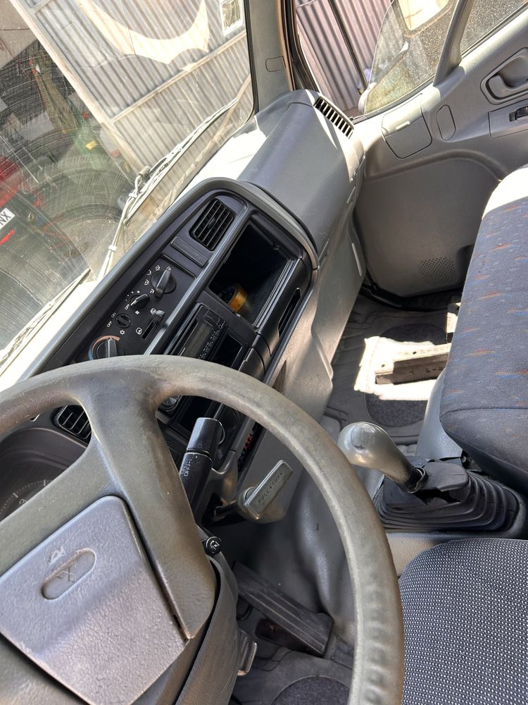 Vendo ou troco MITSUBISHI CANTER
