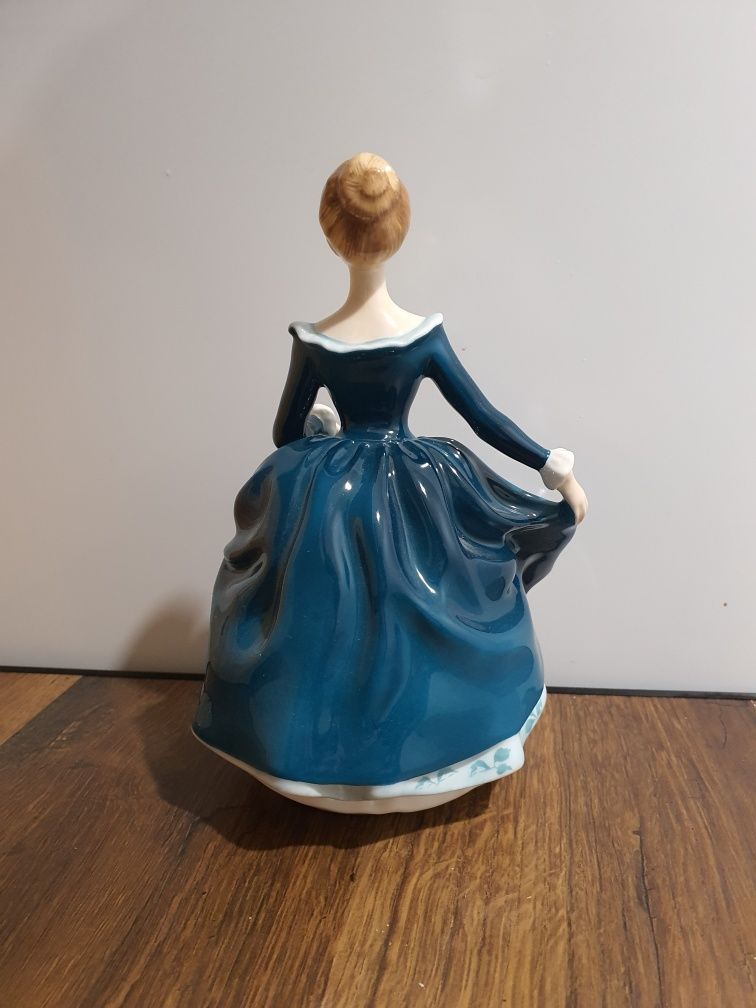 Figurka porcelanowa Royal Doulton Janinę HN 2461