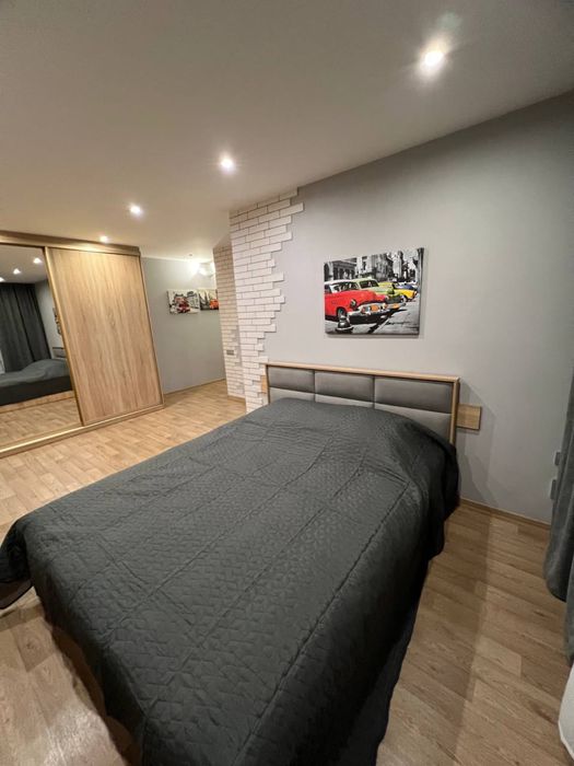 Подобово, від власника. Квартира у центрі міста. Звітні документи.