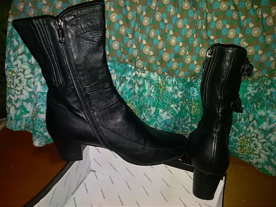 Ботинки кожаные, большой размер.