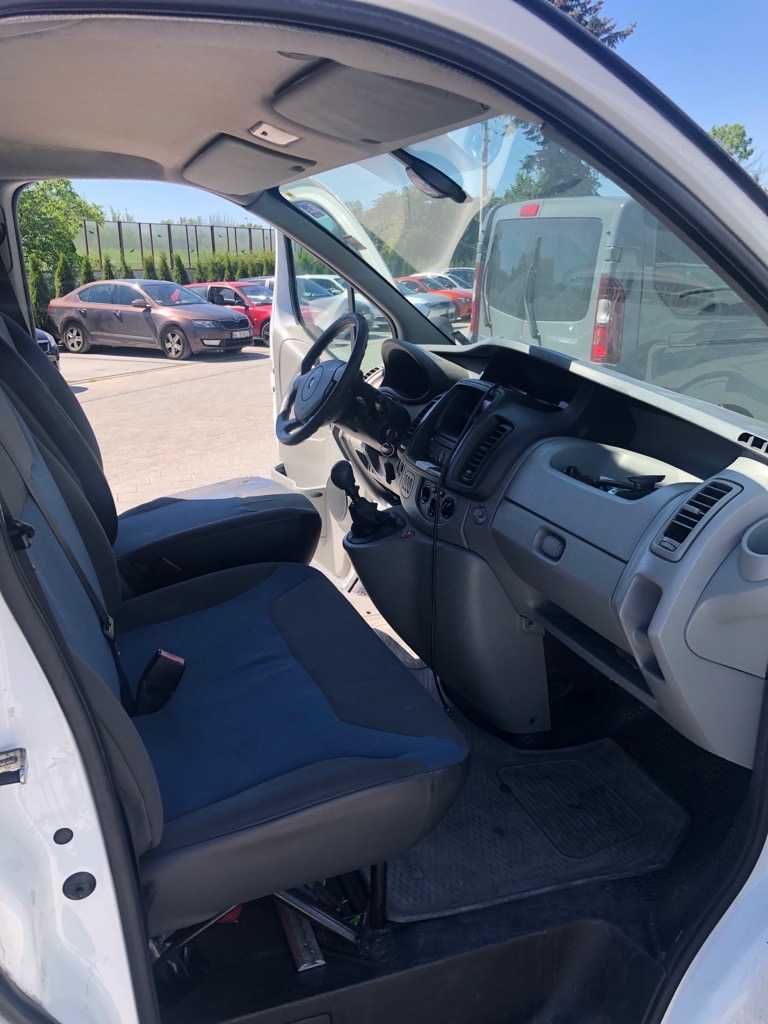 Samochód dostawczy Renault Trafic