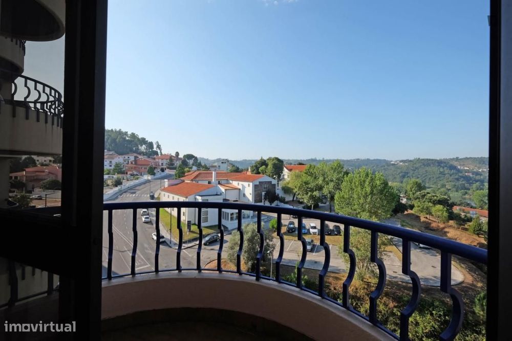 Quarto - localizado em Nogueiras Coimbra