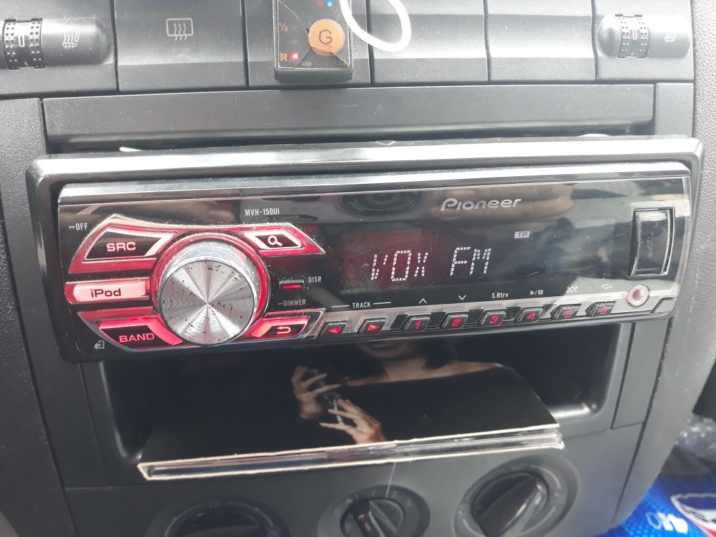 PIONEER radio samochodowe MVH-150 UI