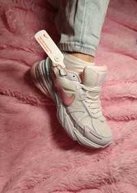 Жіночі кросівки Nike Runtekk WMNS White Pink