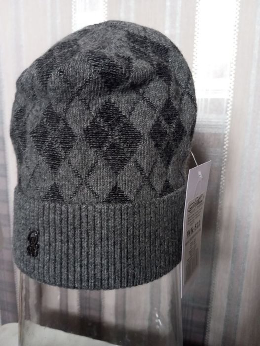 Шапка дитячатсіра комплект