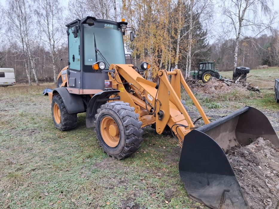 Case 321 e ładowarka kołowa