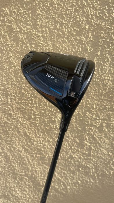 Híbridos da titleist GT praticamente novos