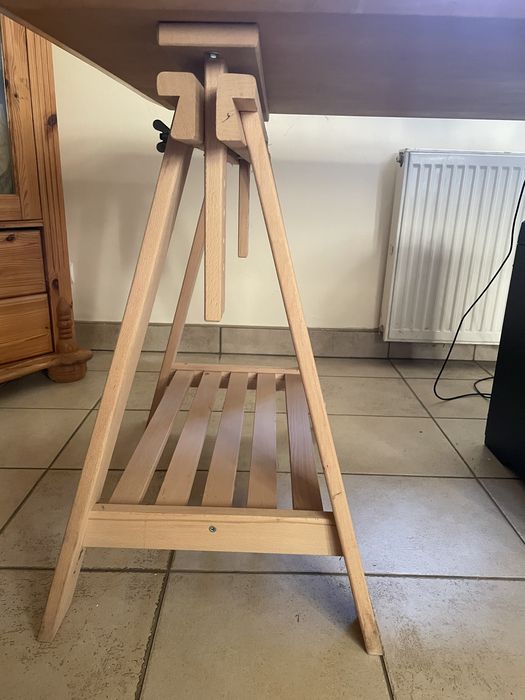 Duże biurko z deski bukowej