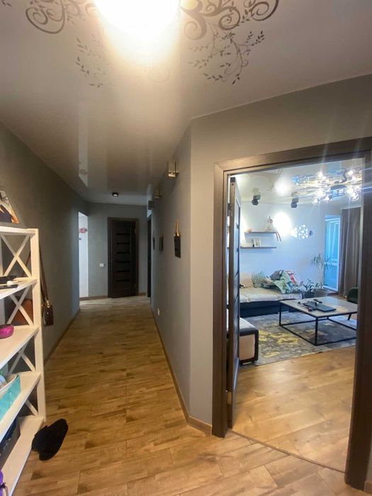 Продаж 3-к квартири по вул. Коцюбинського район Старий Парк