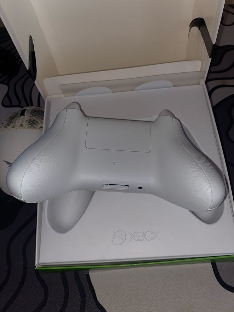 Геймпад xbox wireless robot white
